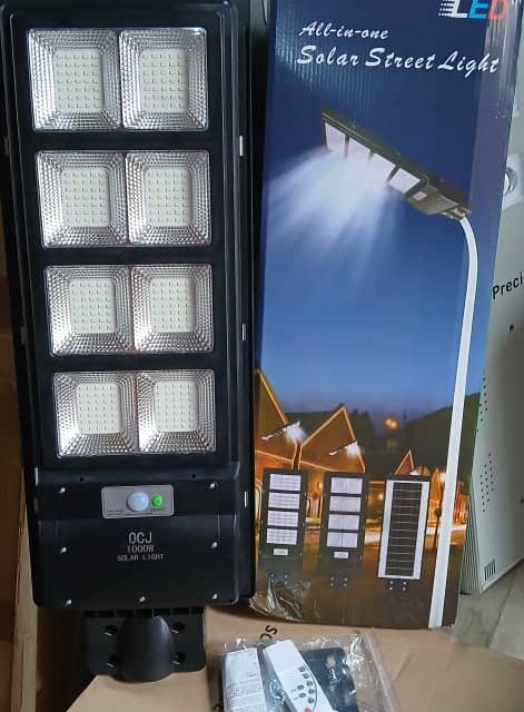16 EYES(160w) SOLAR STREET LIGHT WITH POLEAlabaMarket247 - Alaba International Market Online Store