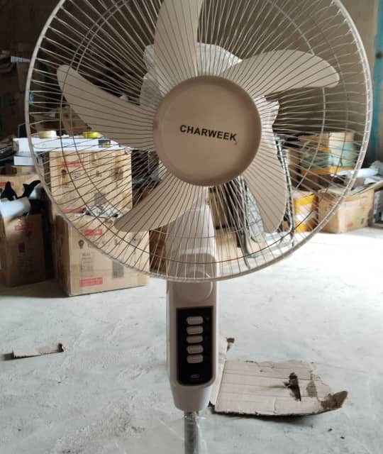 Chaweek 16” solar fanAlabaMarket247 - Alaba International Market Online Store